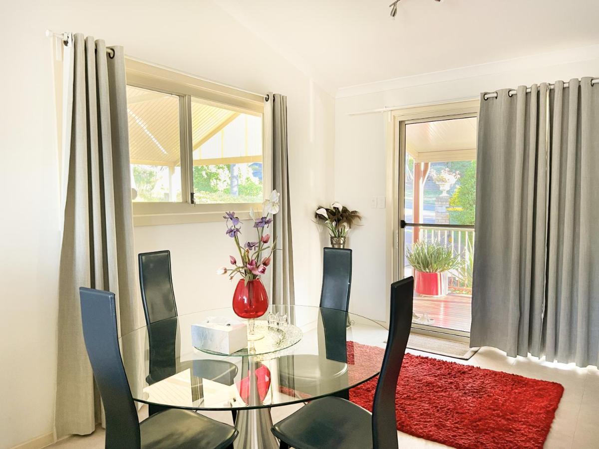 Bright & Beautiful Home On The Hills! Kelmscott Eksteriør bilde